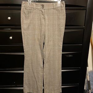 Cute gray and black check design wide leg dress pants